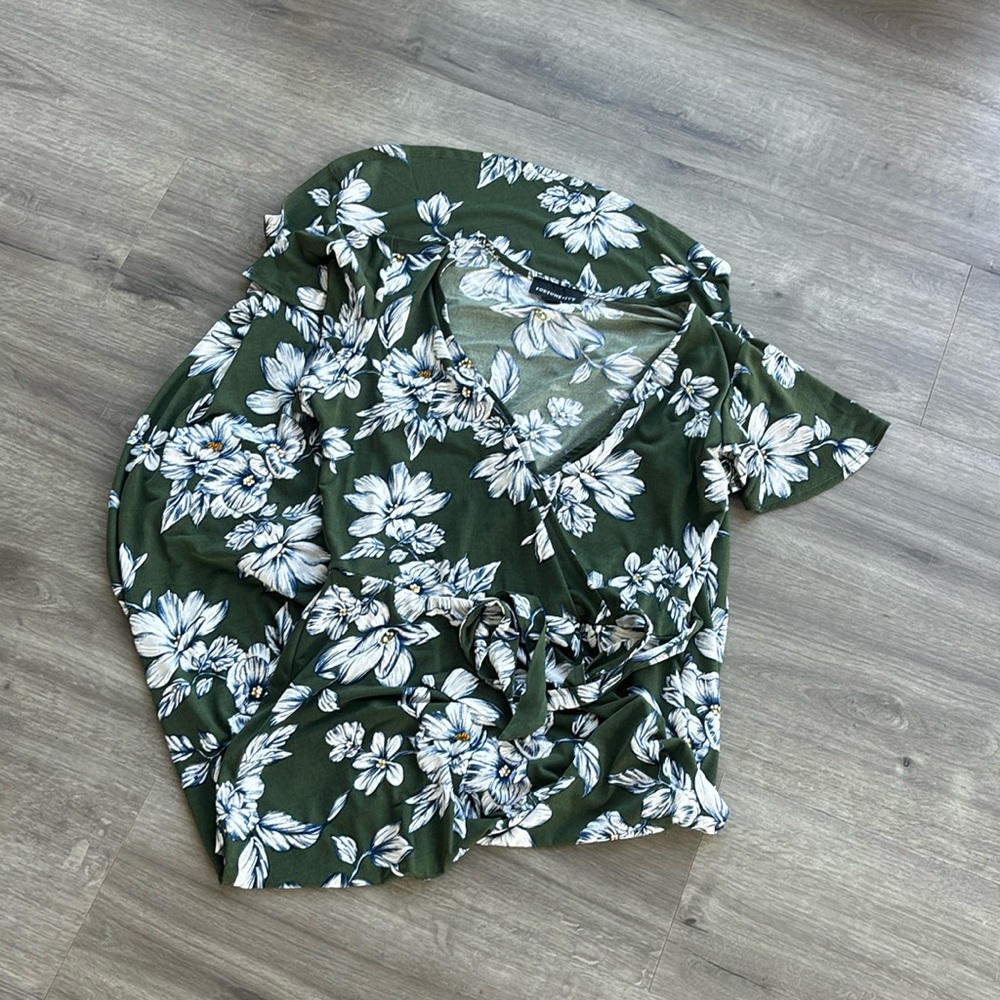 Fortune + Ivy Floral Green Hi Lo Dress Elastic Waist Size Medium, like new!